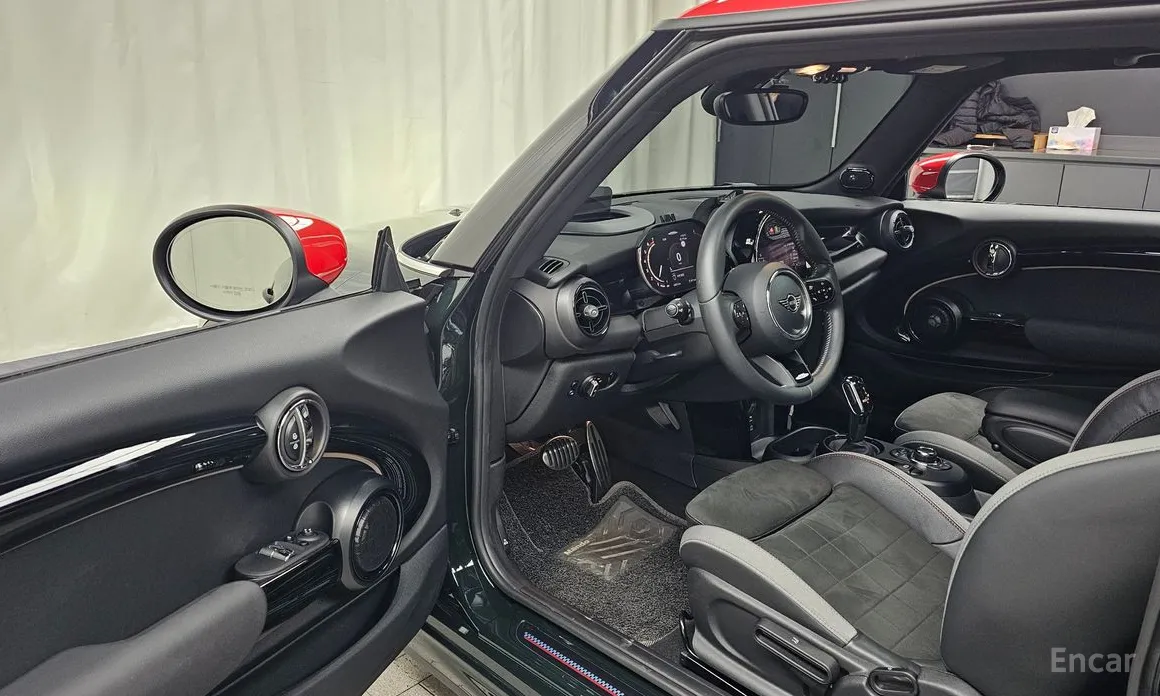 Фото 10 - Mini Cooper