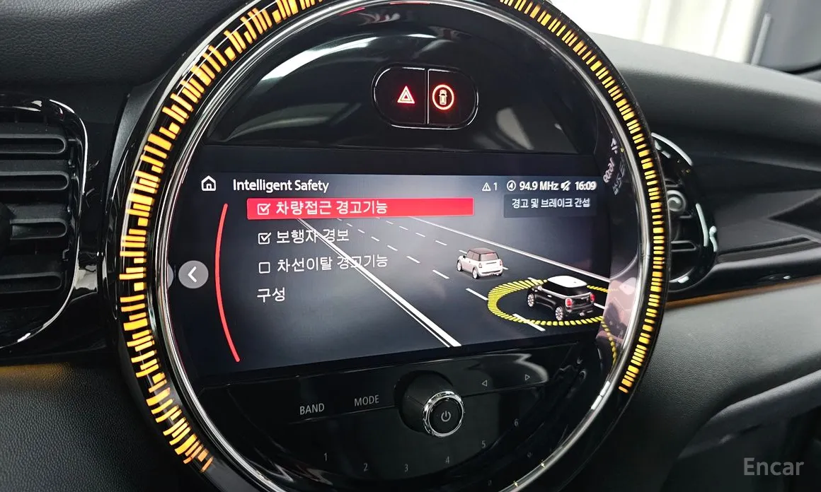 Фото 17 - Mini Cooper