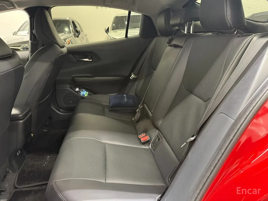 Фото 13 - Toyota Prius