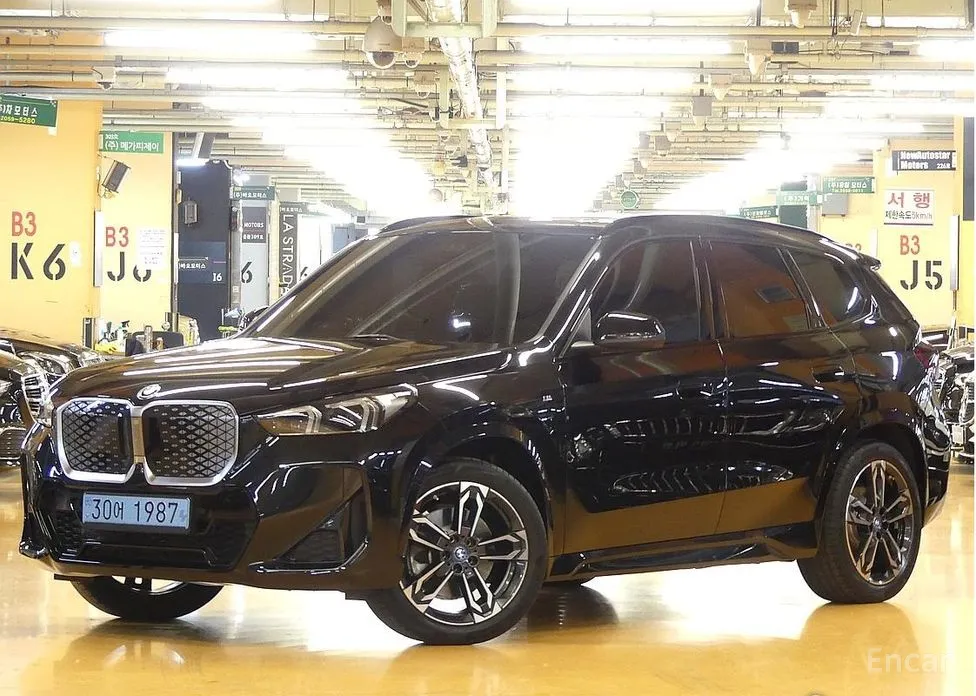 Фото 1 - BMW iX1