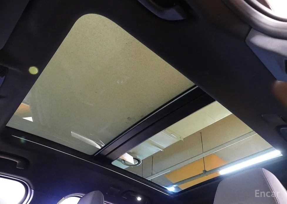 Фото 19 - BMW iX1