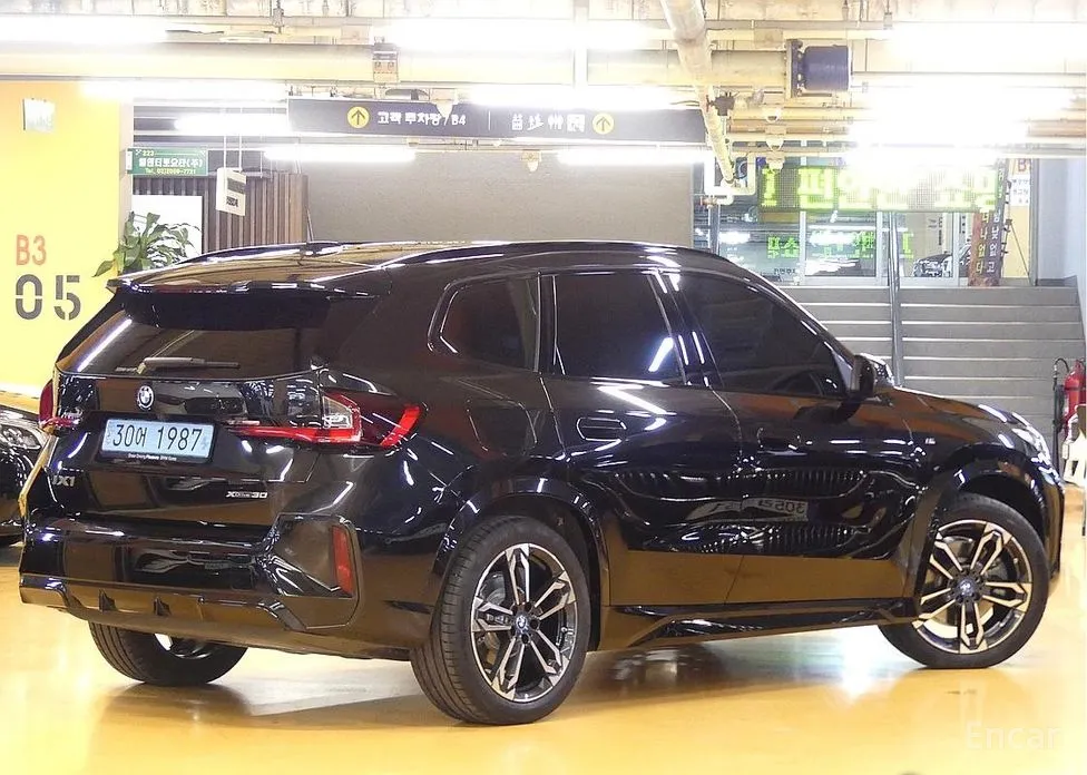 Фото 2 - BMW iX1