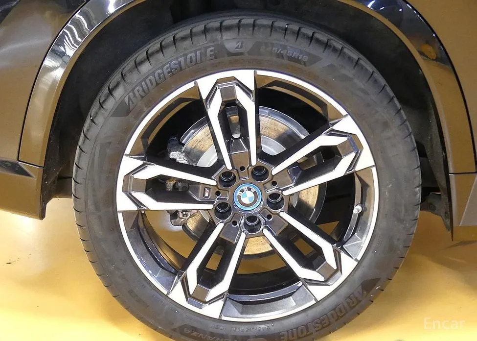 Фото 5 - BMW iX1