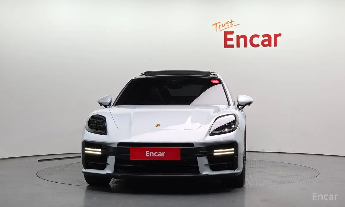 Фото 3 - Porsche Panamera