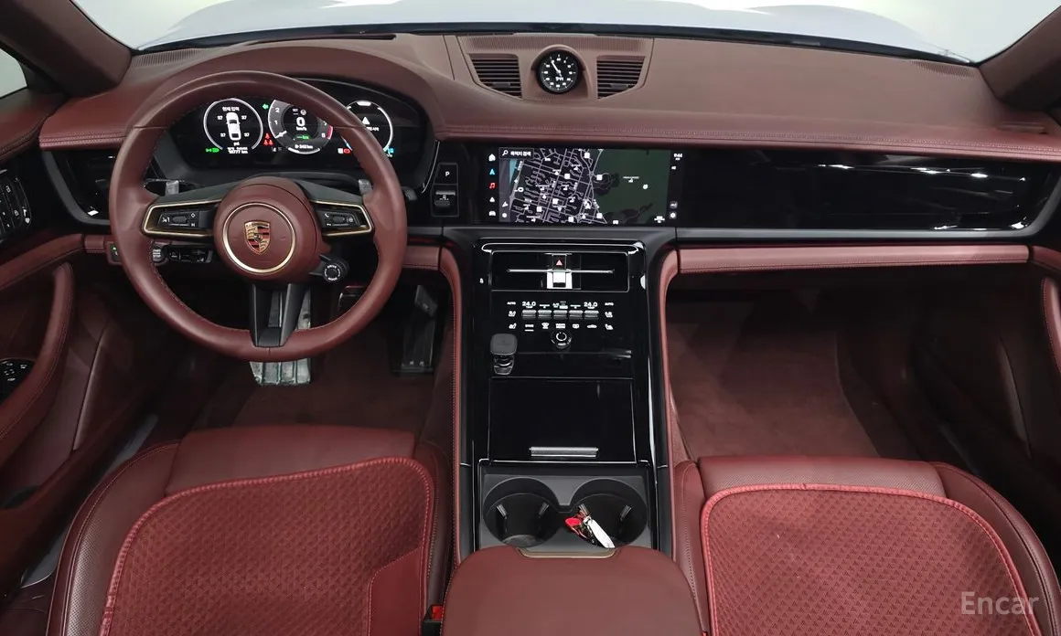 Фото 7 - Porsche Panamera