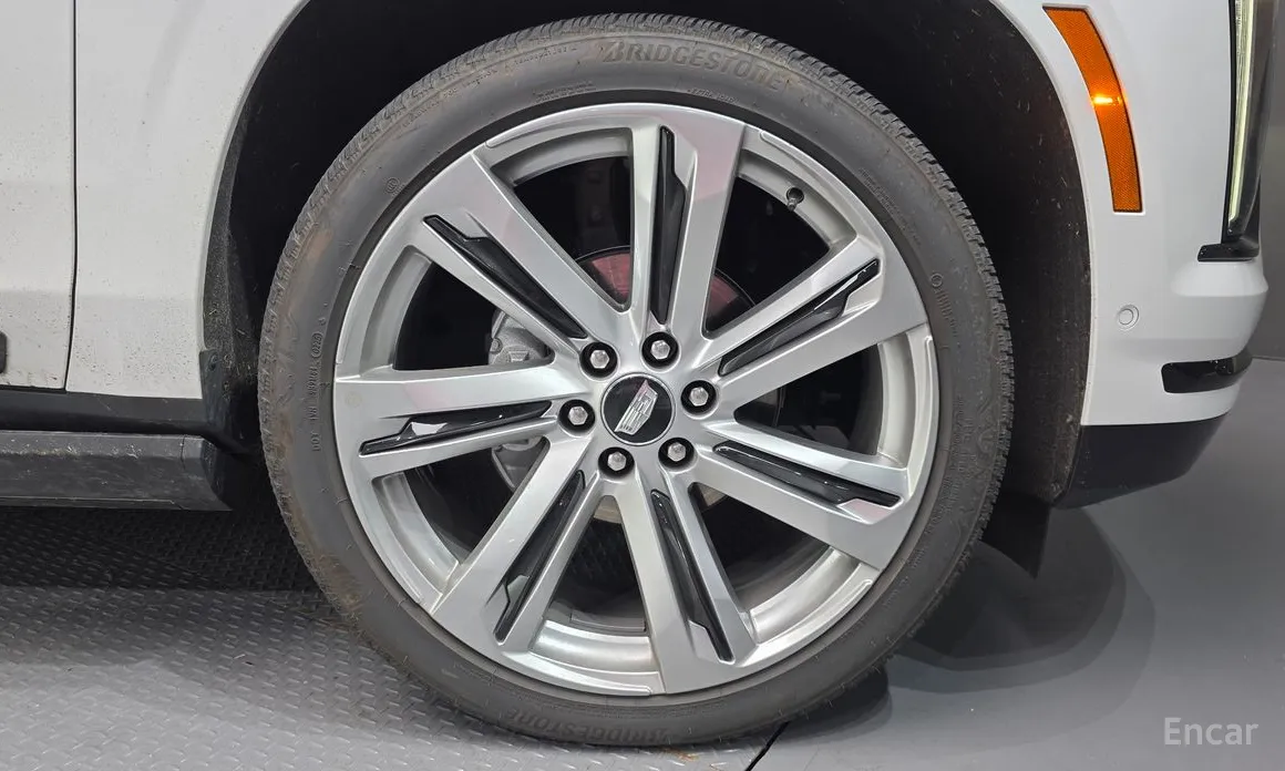 Фото 5 - Cadillac Escalade