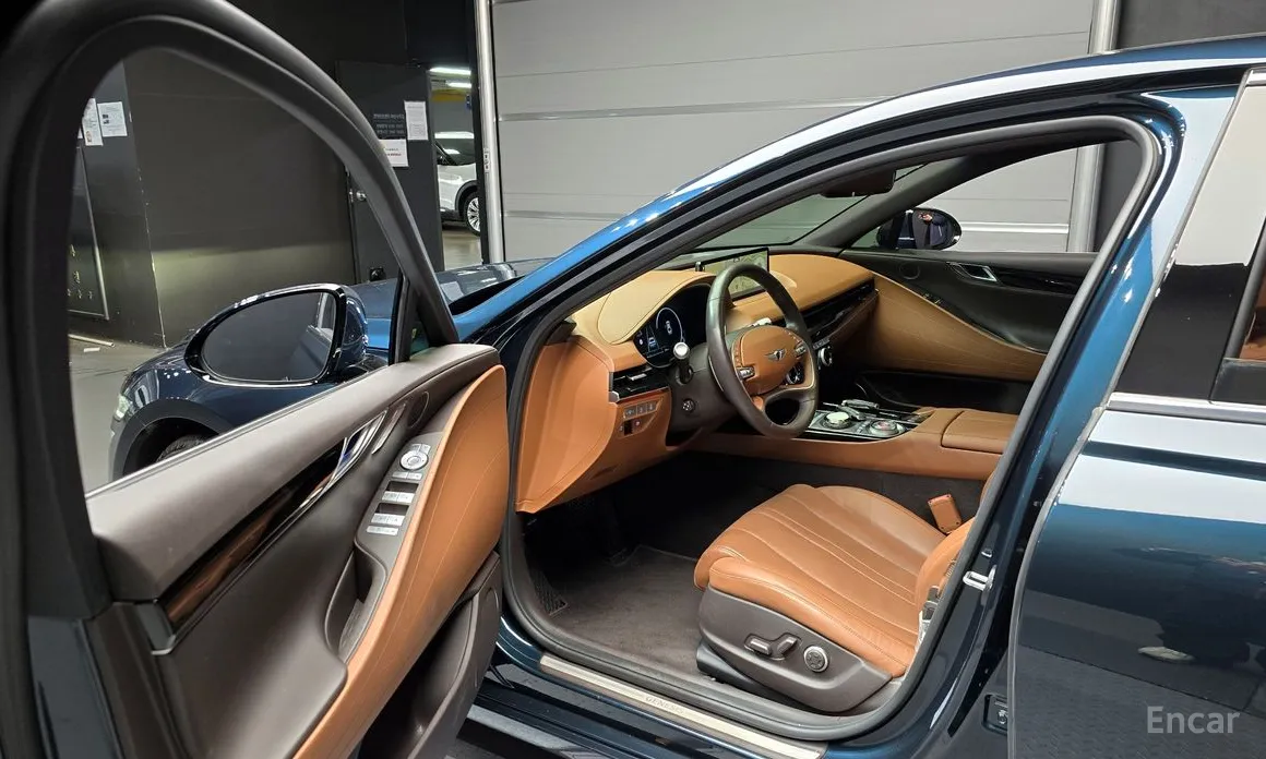 Фото 11 - Genesis G80