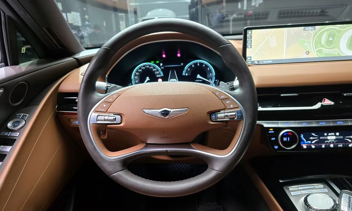 Фото 14 - Genesis G80