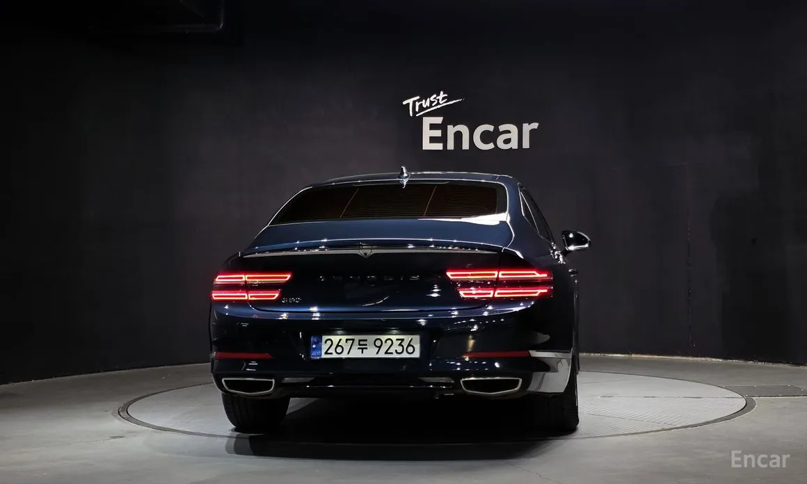 Фото 4 - Genesis G80