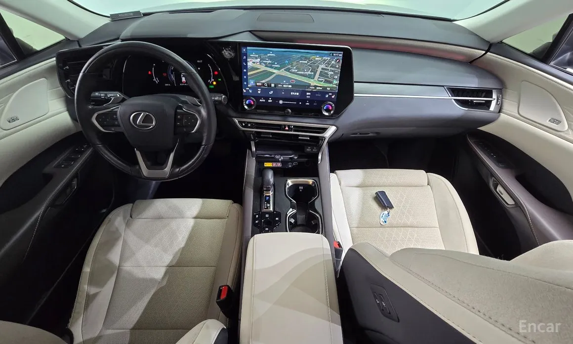 Фото 7 - Lexus RX