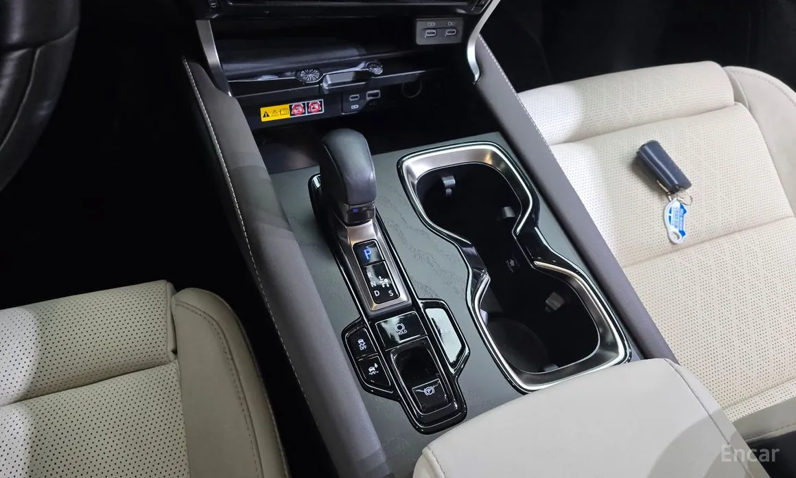 Фото 9 - Lexus RX