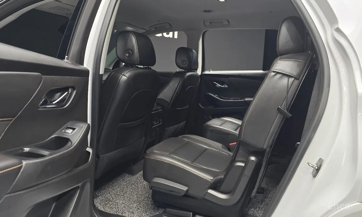 Фото 12 - Chevrolet Traverse