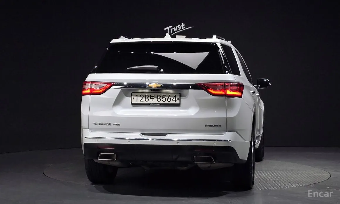 Фото 4 - Chevrolet Traverse