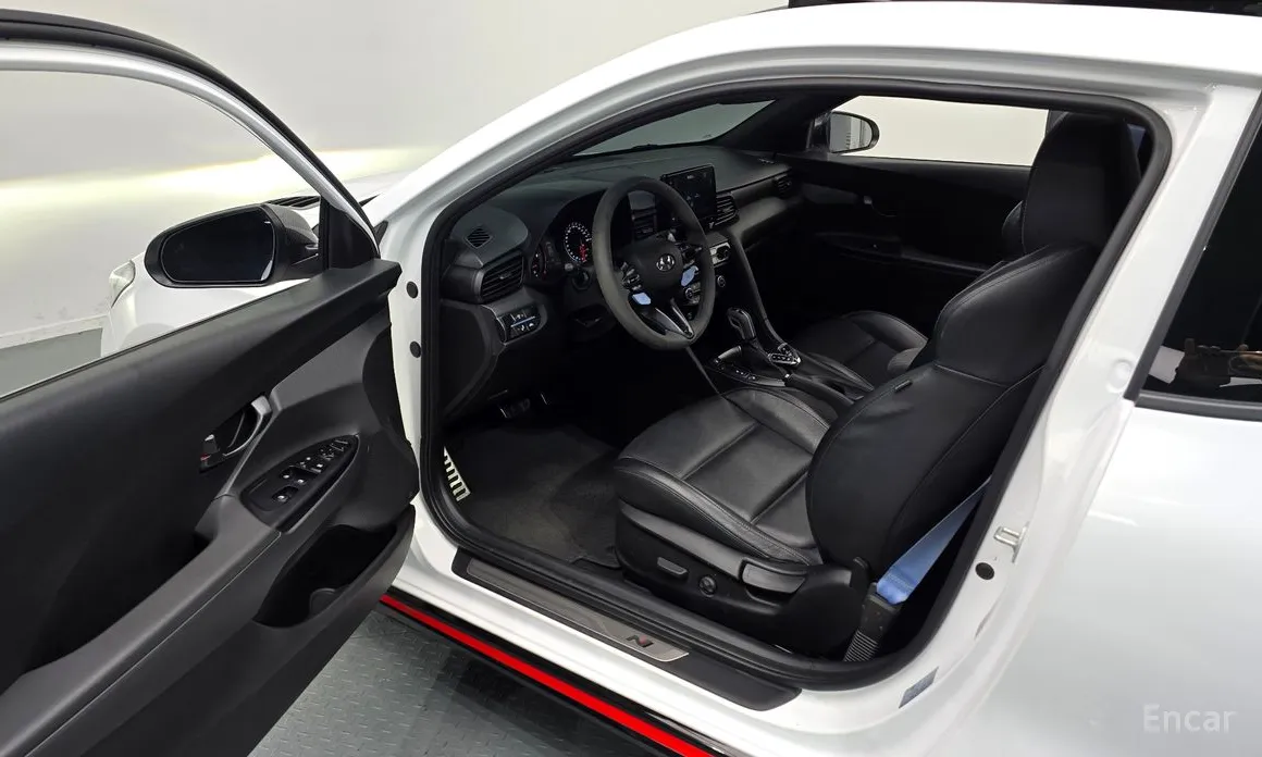 Фото 11 - Hyundai Veloster