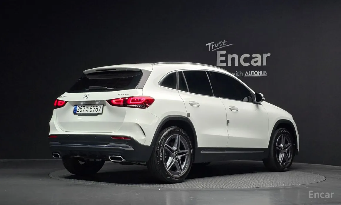 Фото 2 - Mercedes-Benz GLA-Class