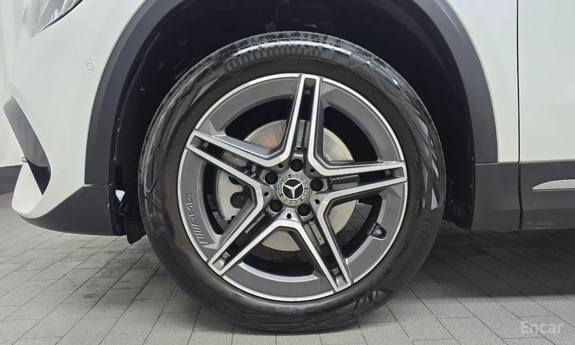 Фото 5 - Mercedes-Benz GLA-Class