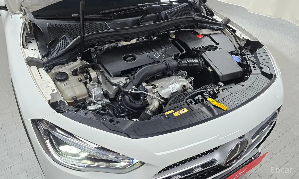 Фото 6 - Mercedes-Benz GLA-Class