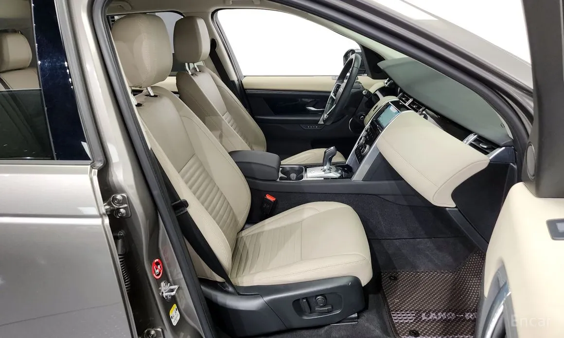 Фото 11 - Land Rover Discovery Sport