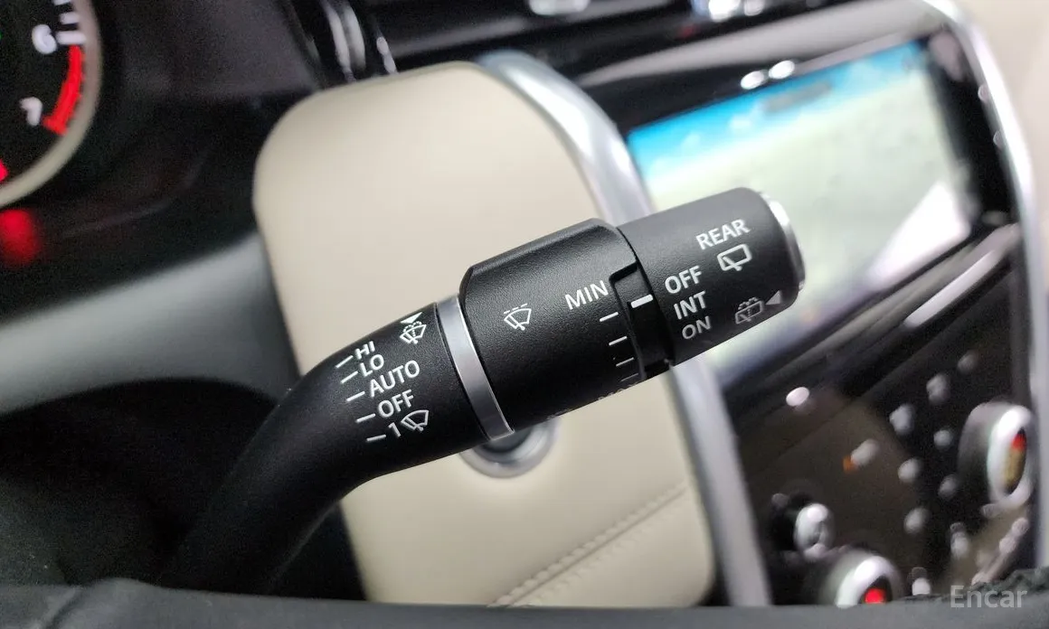 Фото 18 - Land Rover Discovery Sport