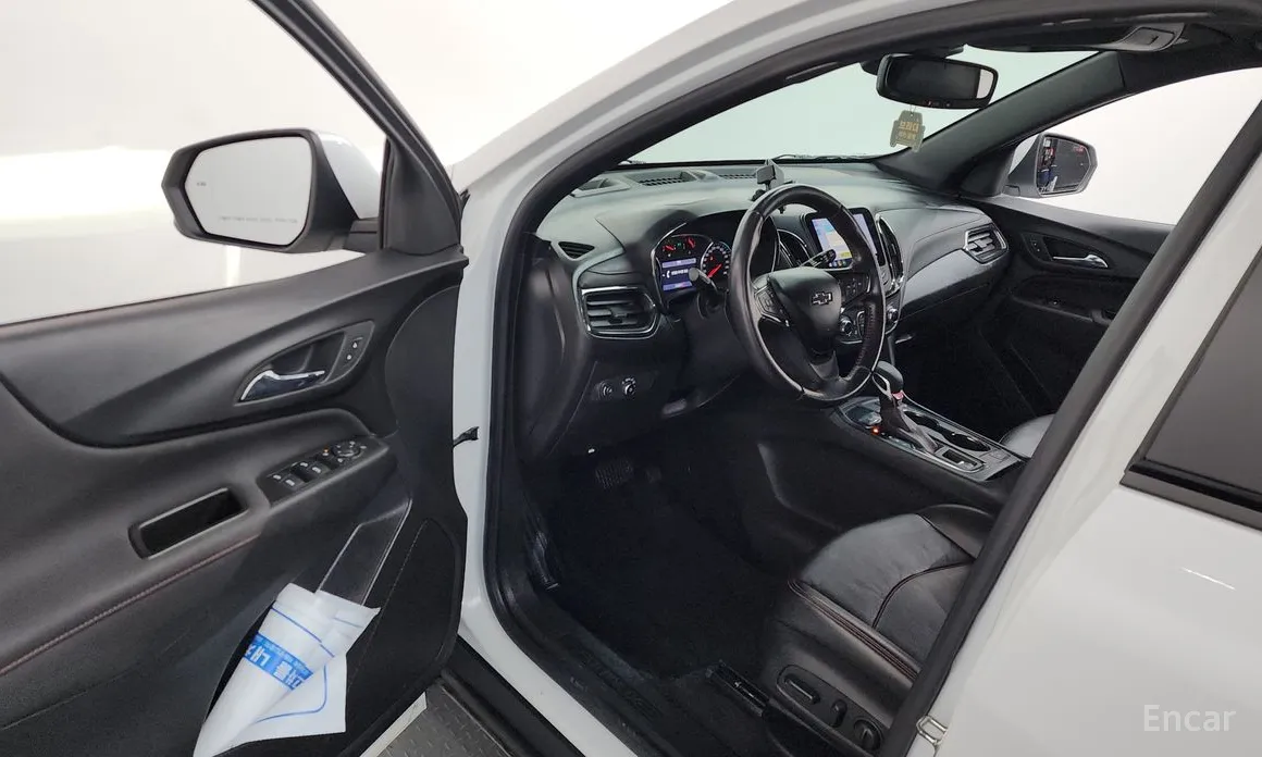 Фото 11 - Chevrolet Equinox