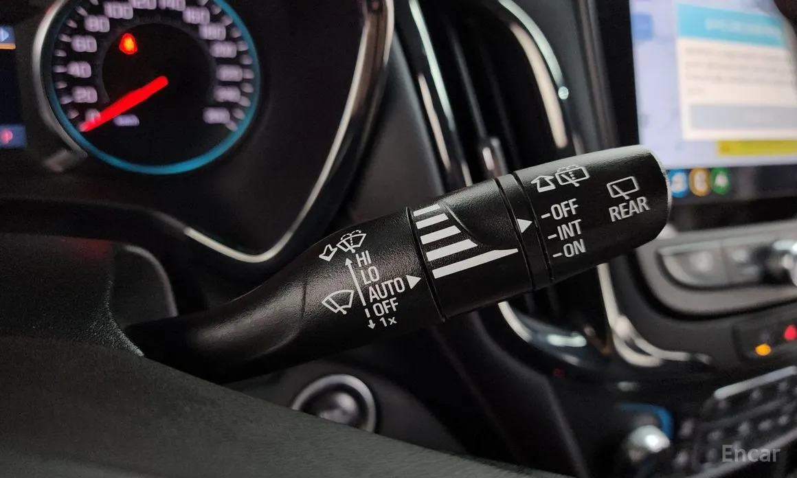 Фото 14 - Chevrolet Equinox