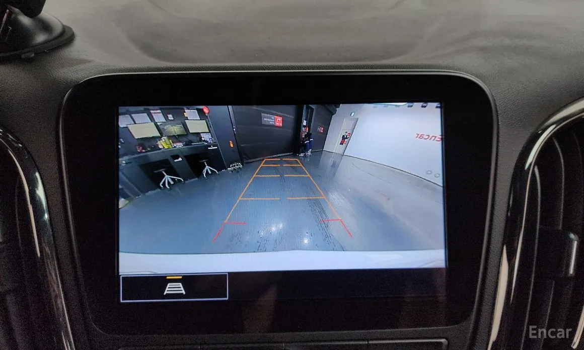 Фото 16 - Chevrolet Equinox