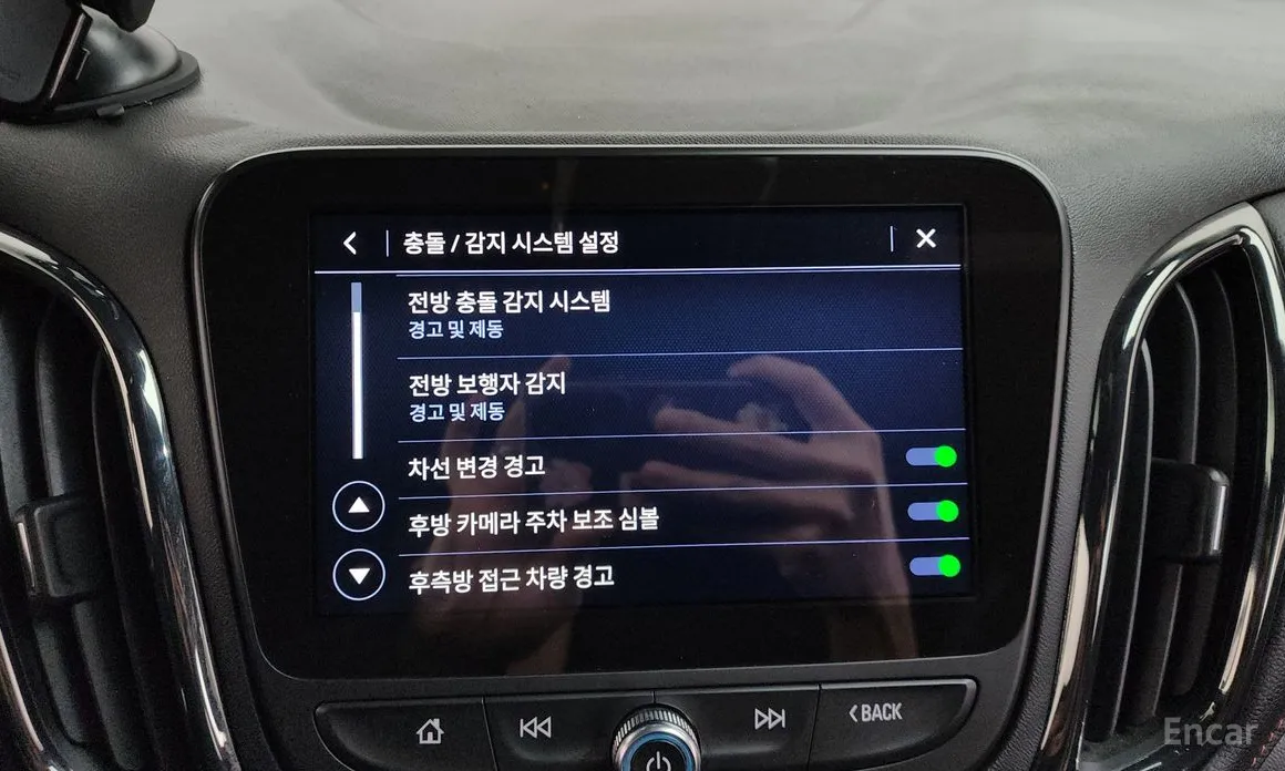 Фото 17 - Chevrolet Equinox