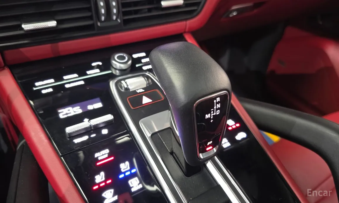 Фото 9 - Porsche Cayenne