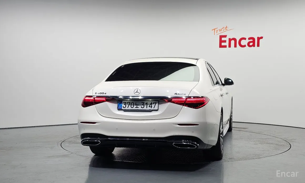 Фото 4 - Mercedes-Benz S-Class