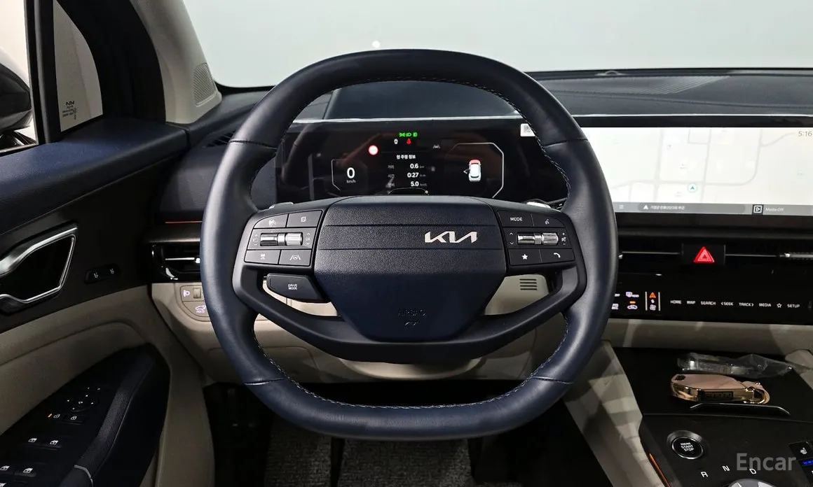 Фото 13 - Kia Sportage