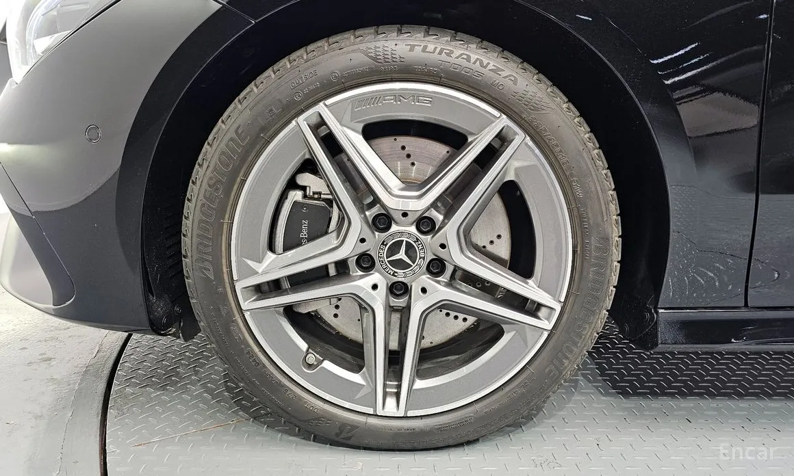 Фото 5 - Mercedes-Benz CLA-Class