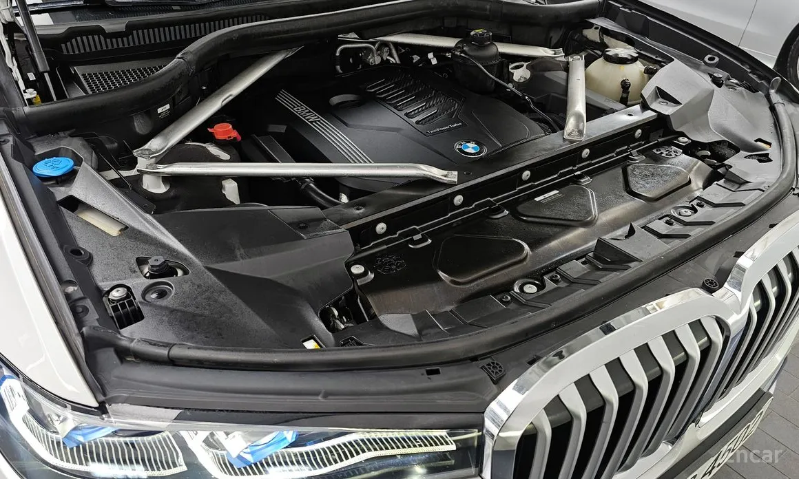 Photo 6 - BMW X7