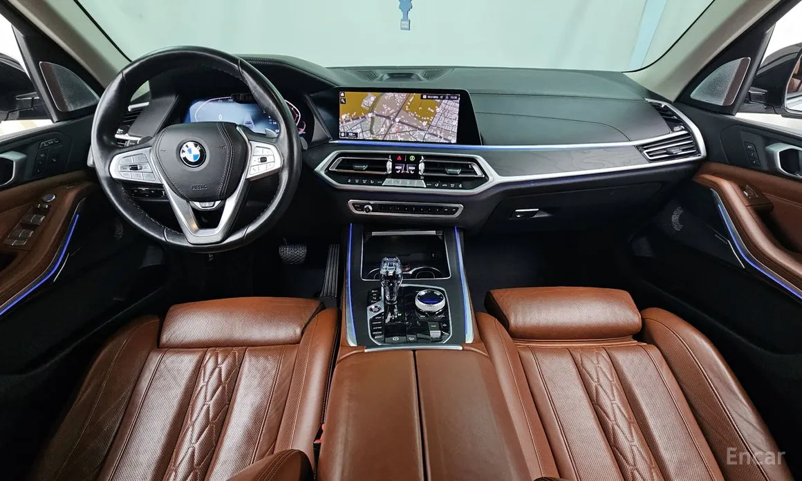 Photo 7 - BMW X7