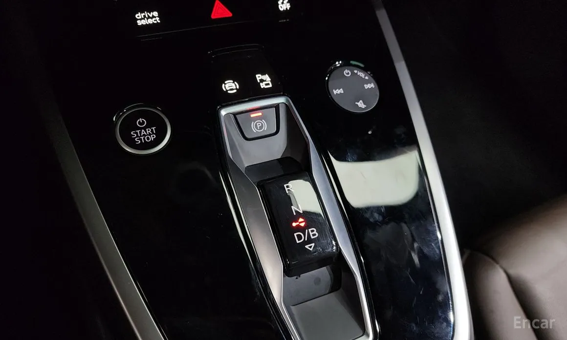 Фото 9 - Audi Q4 e-tron