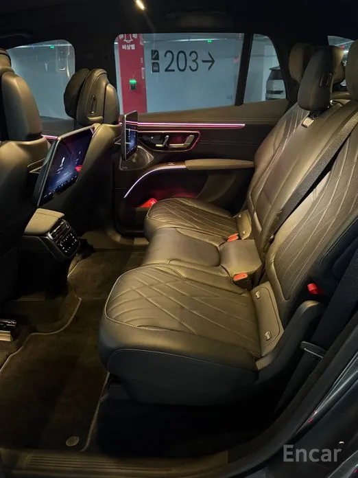 Фото 10 - Mercedes-Benz EQS