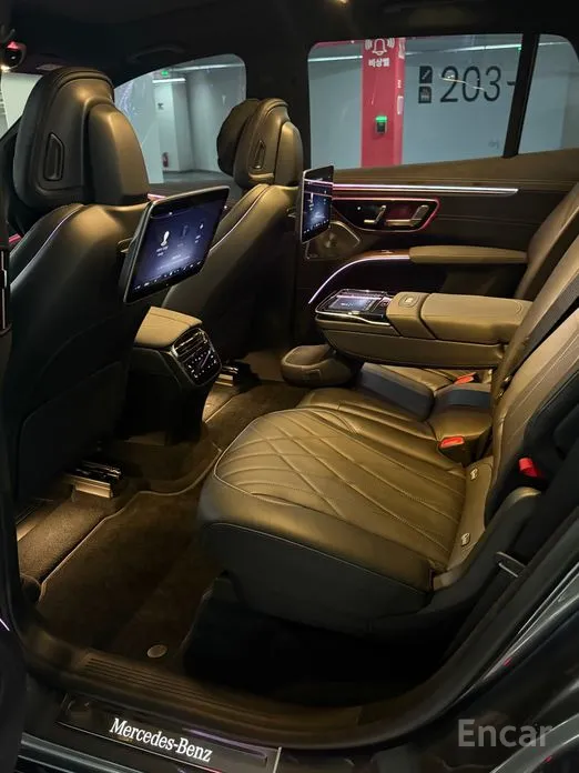 Фото 11 - Mercedes-Benz EQS