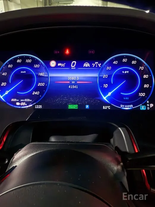 Фото 16 - Mercedes-Benz EQS