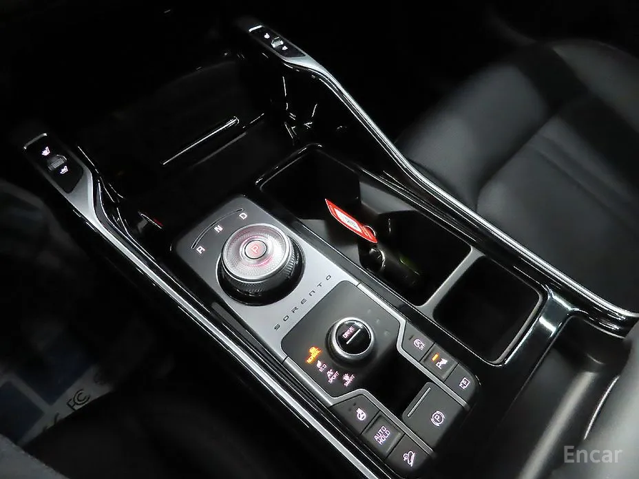 Фото 14 - Kia Sorento