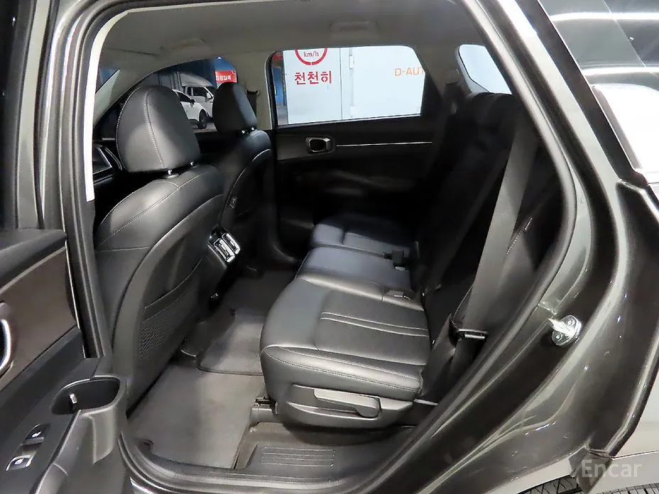 Фото 7 - Kia Sorento