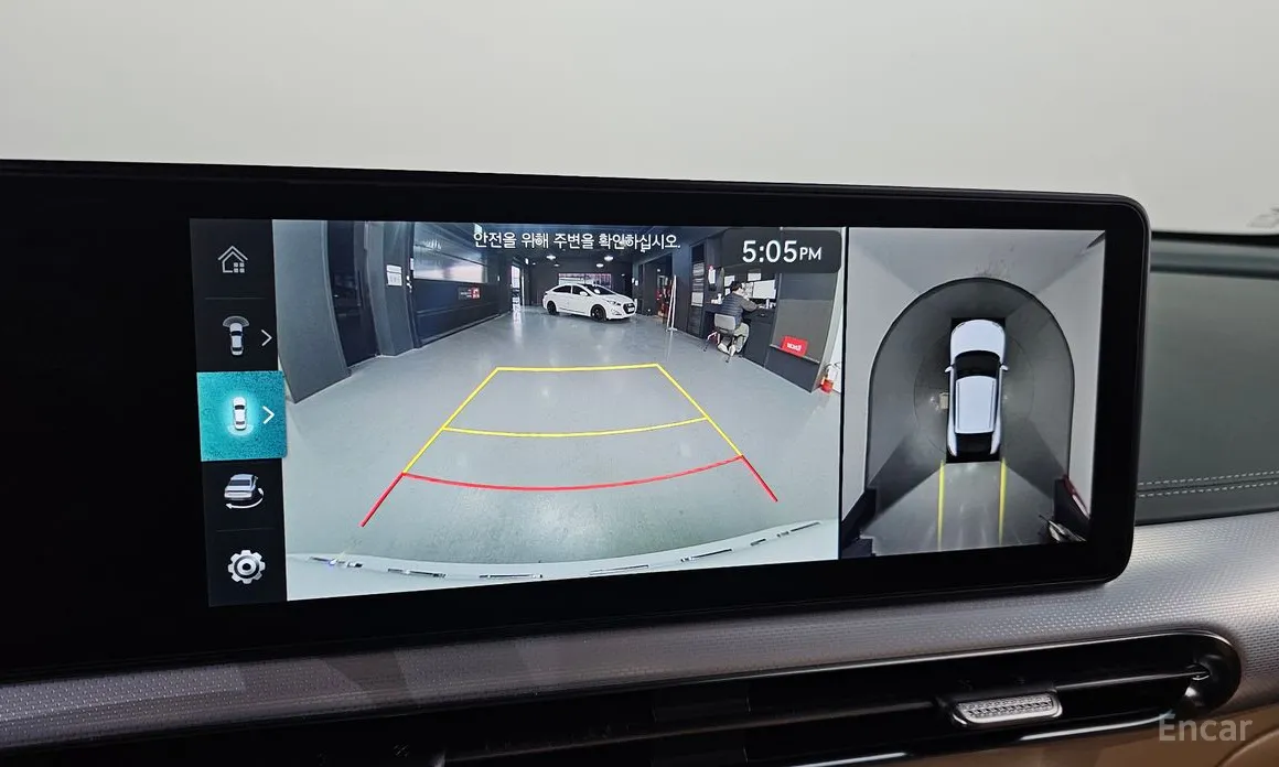 Фото 15 - Genesis GV60