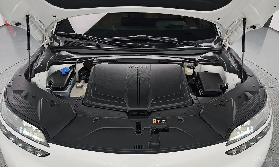 Фото 6 - Genesis GV60