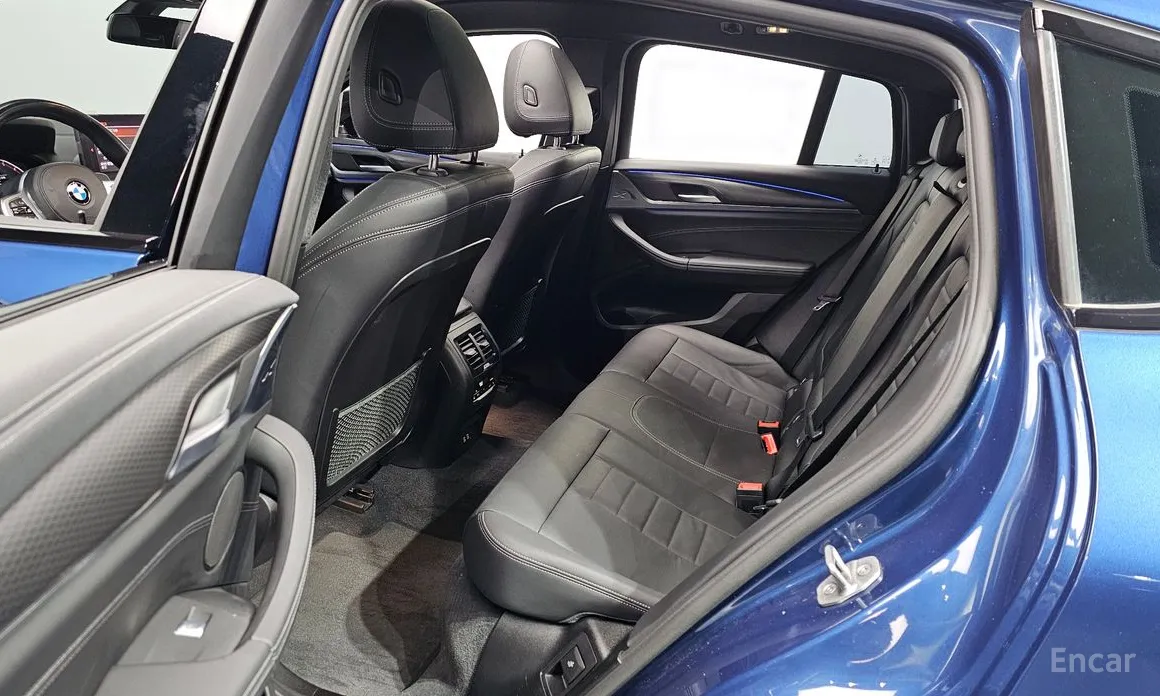 Фото 16 - BMW X4