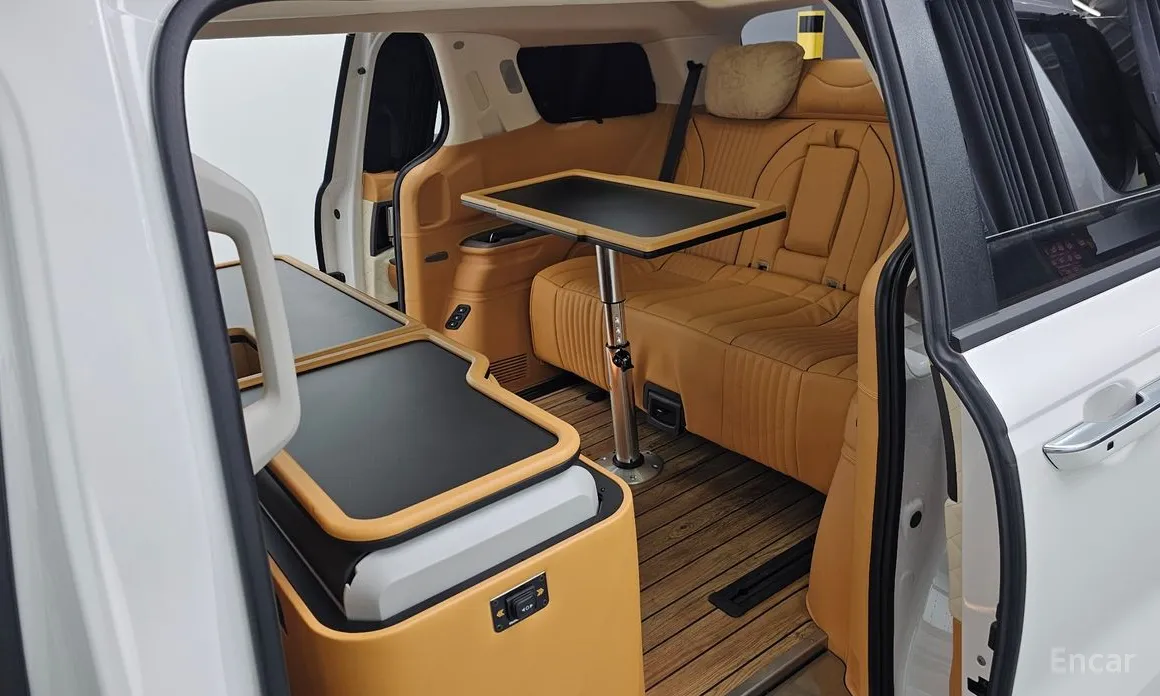 Фото 17 - Kia Carnival