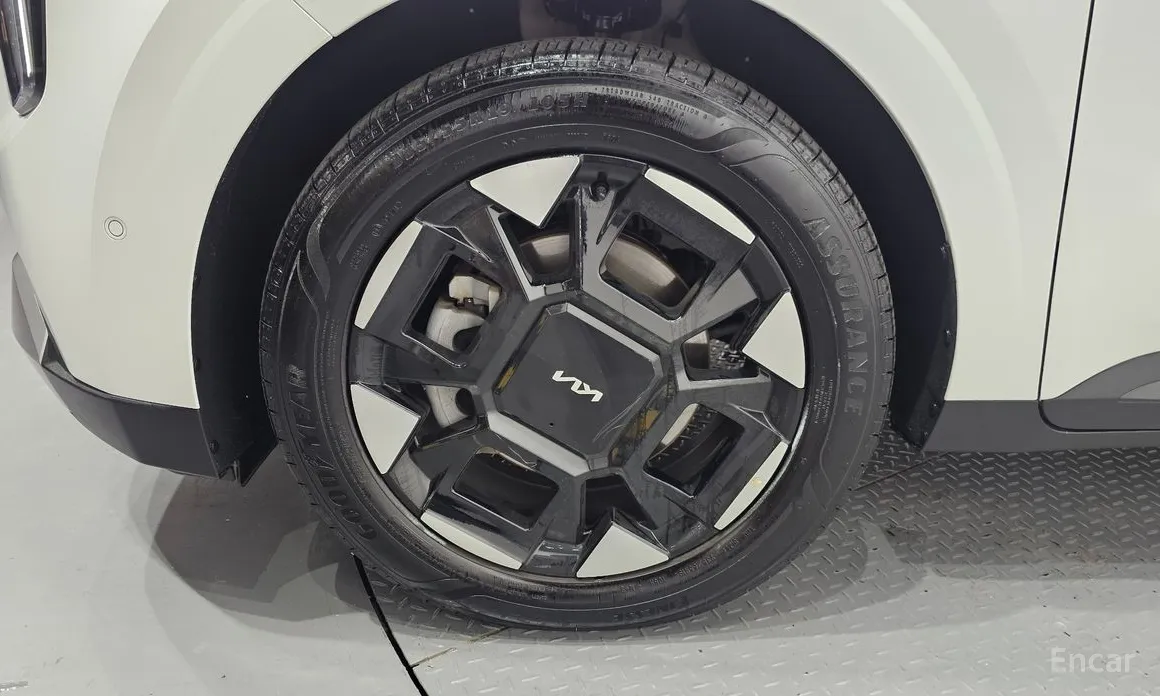 Фото 5 - Kia Carnival