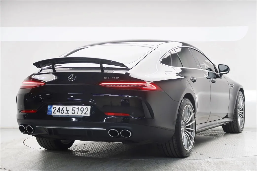 Фото 4 - Mercedes-Benz AMG GT