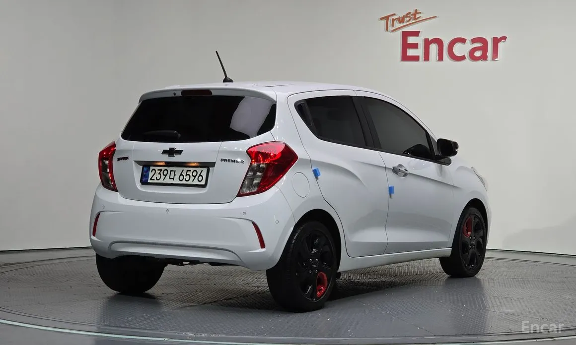 Фото 2 - Chevrolet Spark