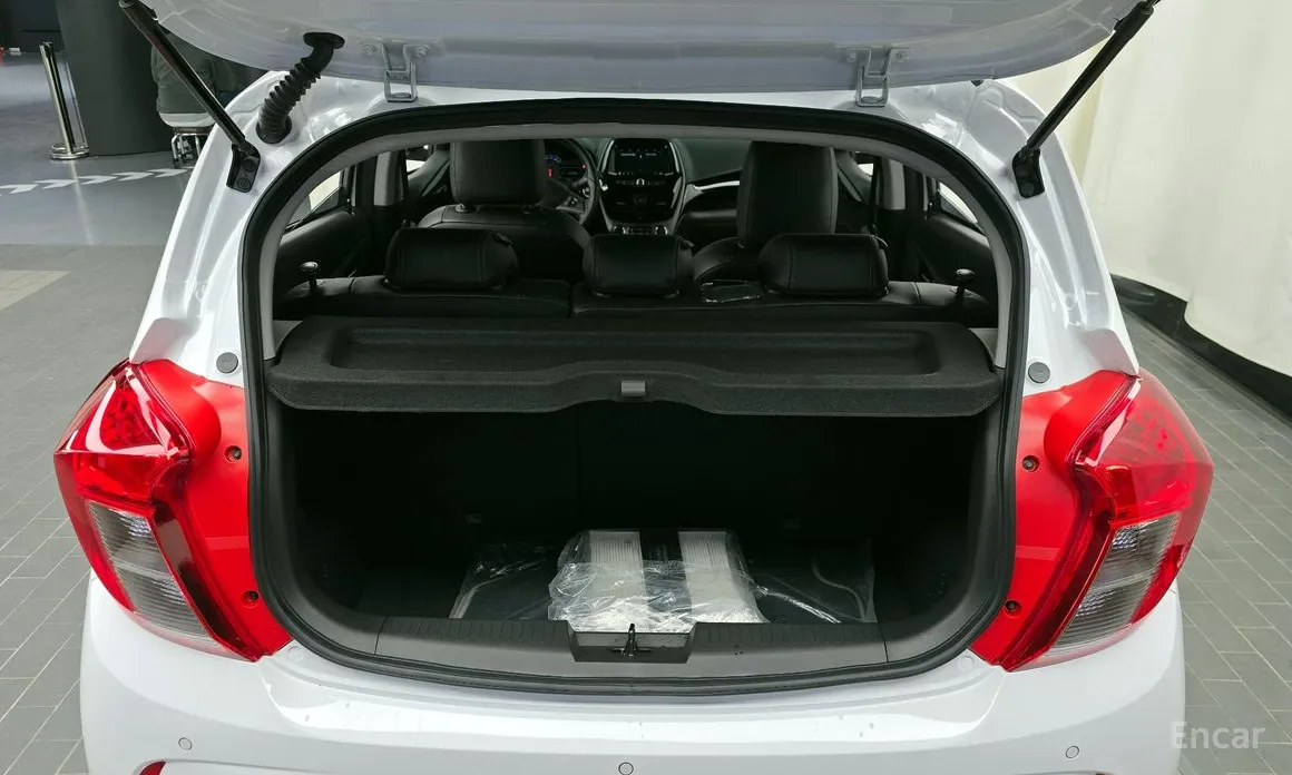 Фото 20 - Chevrolet Spark