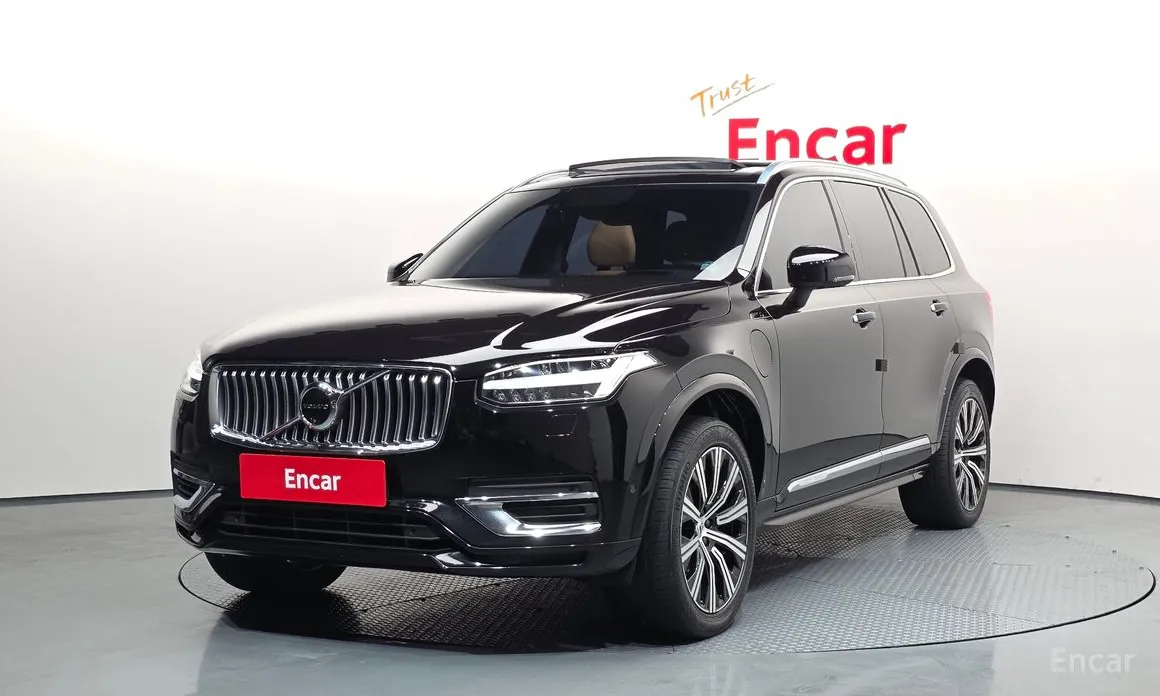 Фото 1 - Volvo XC90