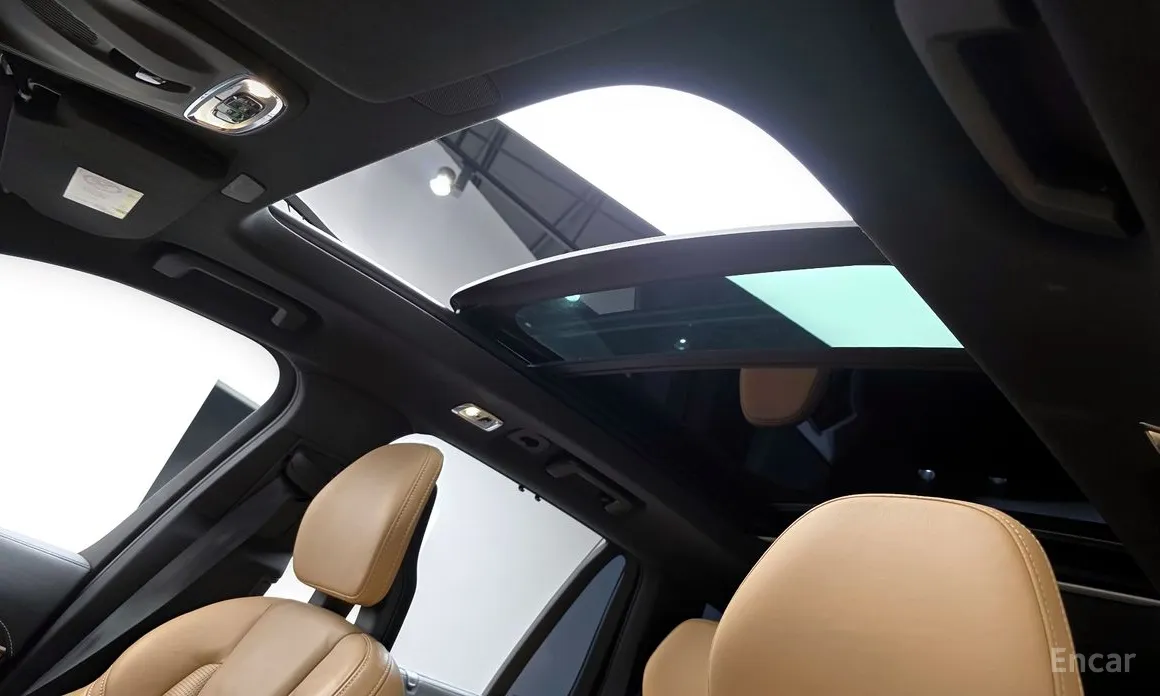 Фото 18 - Volvo XC90