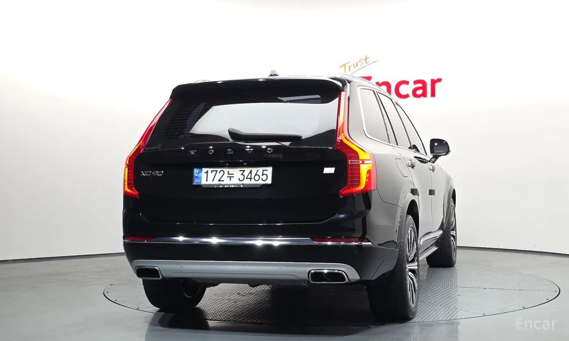 Фото 4 - Volvo XC90